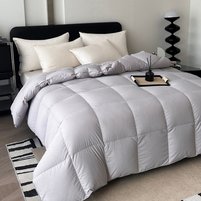 91家纺网 家纺一手货源 找家纺 （总）晋瑞 红顶鹅绒馆 2025新款克洛里斯无边被头鹅绒被（糯感）