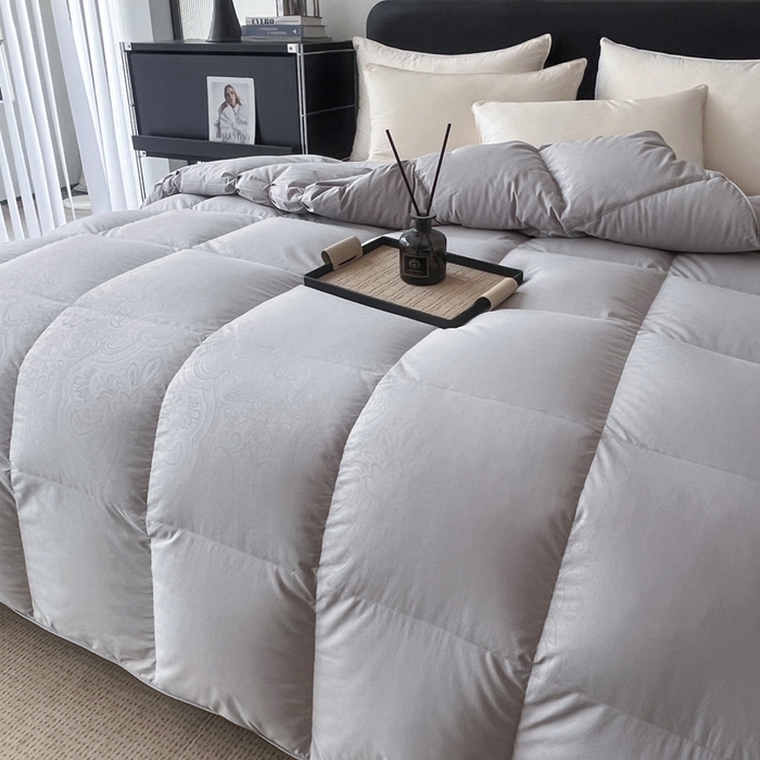 91家纺网 家纺一手货源 找家纺 晋瑞 红顶鹅绒馆 2025新款克洛里斯无边被头鹅绒被（糯感） 克洛里斯无边被头鹅绒被（糯感）灰色