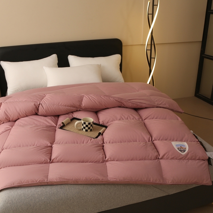 91家纺网 家纺一手货源 找家纺 （总）晋瑞 红顶鹅绒馆 2025新款如意面包分区鹅绒被