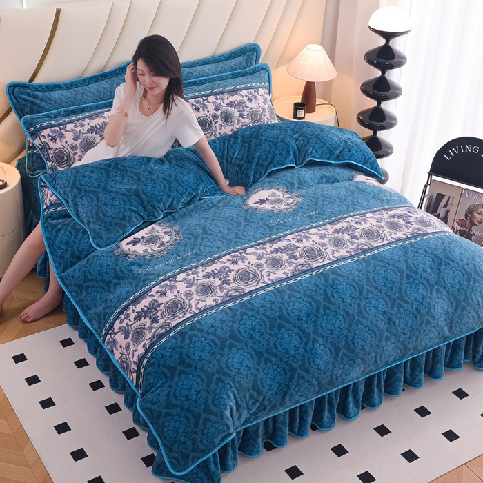 91家纺网 家纺一手货源 找家纺 （总）首选家纺 2025新款加厚保暖牛奶绒金貂绒法莱绒床裙款四件套