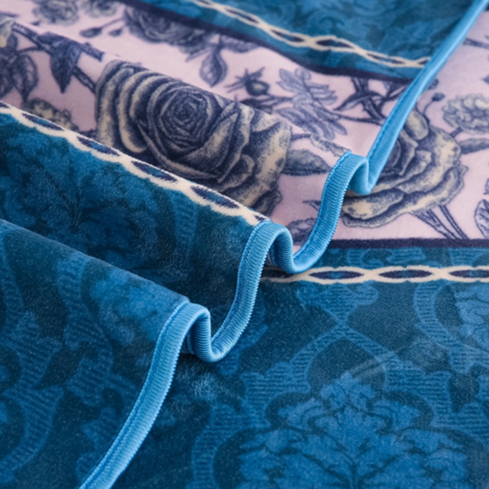 91家纺网 家纺一手货源 找家纺 首选家纺 2025新款加厚保暖牛奶绒金貂绒法莱绒床裙款四件套香格里拉-蓝