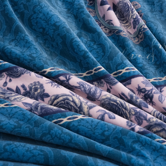 91家纺网 家纺一手货源 找家纺 首选家纺 2025新款加厚保暖牛奶绒金貂绒法莱绒床裙款四件套香格里拉-蓝