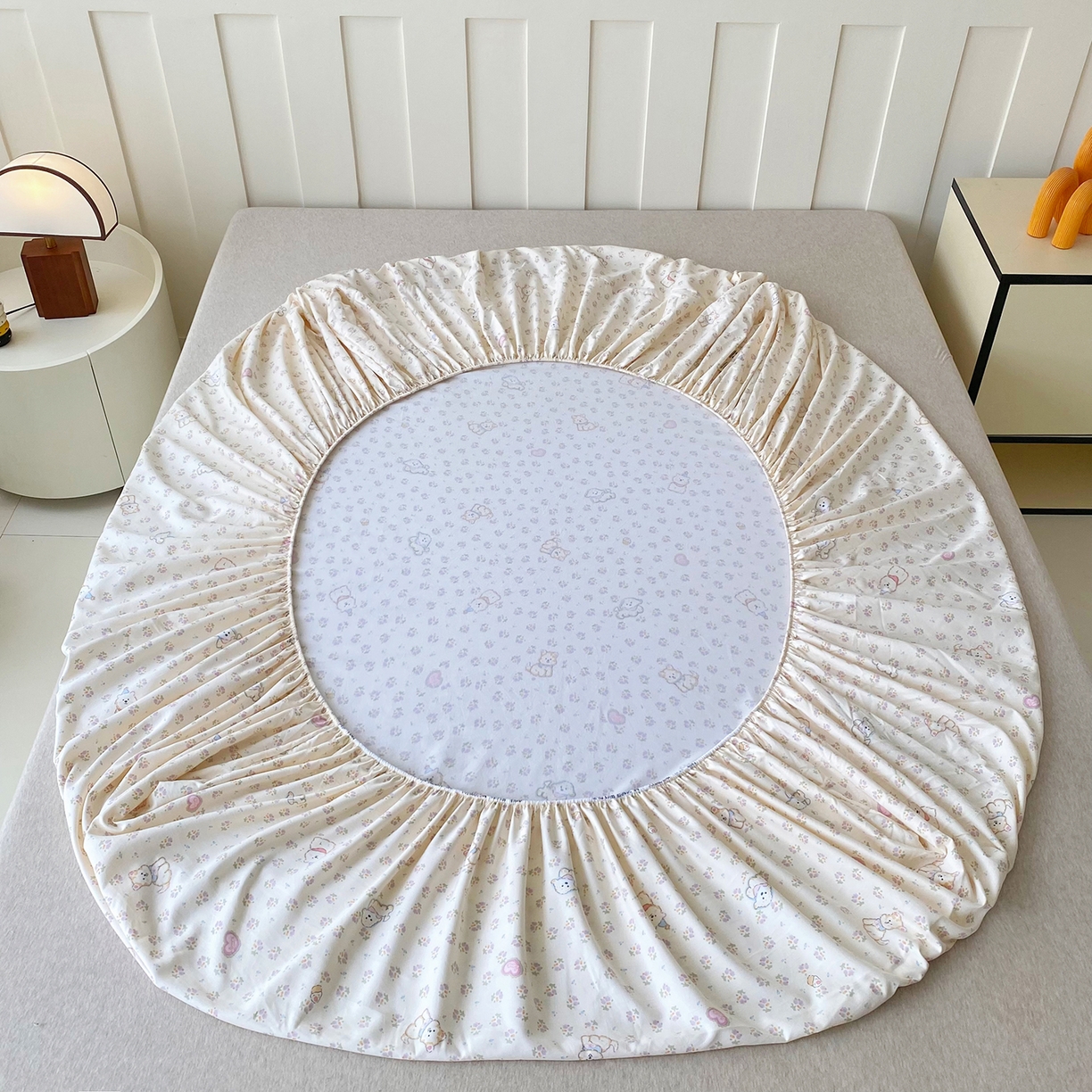 91家纺网 家纺一手货源 找家纺 棉乐町家居 2025新款木棉双层纱印花床笠 萌宠派对