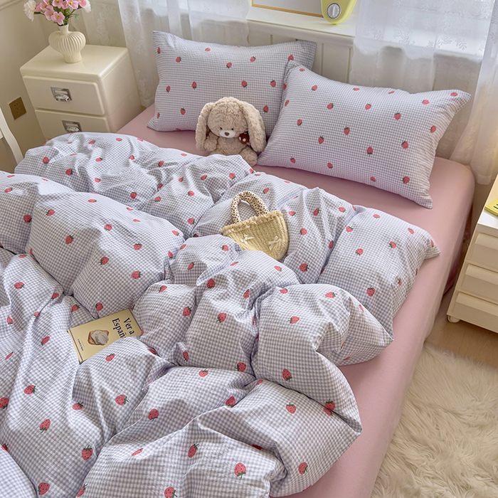 91家纺网 家纺一手货源 找家纺 好亿来家纺 2025新款加厚A类云感双层纱四件套 草莓啵啵-灰