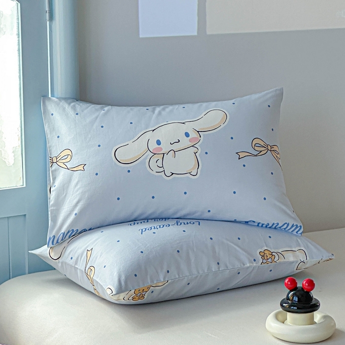 91家纺网 家纺一手货源 找家纺 爱丽丝2025新款8月正版授权三丽鸥全棉纯棉枕套单品系列 点点玉桂狗