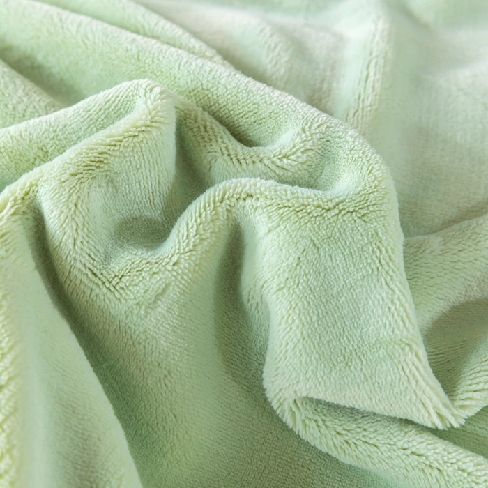 91家纺网 家纺一手货源 找家纺 优姿家纺 2025新款300克全消光牛奶蛋白蚕丝绒四件套 凯丽-抹茶绿