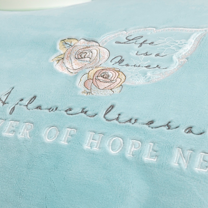 91家纺网 家纺一手货源 找家纺 优姿家纺 2025新款300克全消光牛奶蛋白蚕丝绒四件套 凯丽-水绿