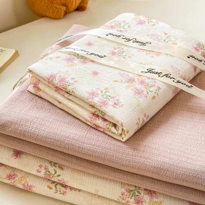 91家纺网 家纺一手货源 找家纺 夜笙家纺 2025秋冬网红爆款110克水洗棉高克重皱皱纱（提供买家秀） 组合图仅做展示不可下单