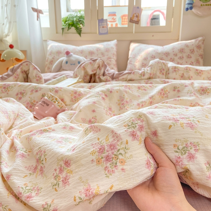 91家纺网 家纺一手货源 找家纺 夜笙家纺 2025秋冬网红爆款110克水洗棉高克重皱皱纱（提供买家秀） 花束粉