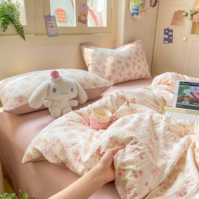 91家纺网 家纺一手货源 找家纺 夜笙家纺 2025秋冬网红爆款110克水洗棉高克重皱皱纱（提供买家秀） 花束粉