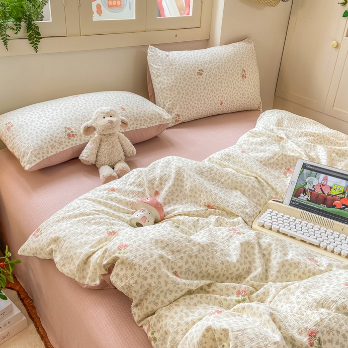 91家纺网 家纺一手货源 找家纺 夜笙家纺 2025秋冬网红爆款110克水洗棉高克重皱皱纱（提供买家秀） 甜心草莓