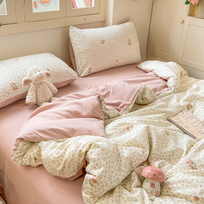 91家纺网 家纺一手货源 找家纺 夜笙家纺 2025秋冬网红爆款110克水洗棉高克重皱皱纱（提供买家秀） 甜心草莓