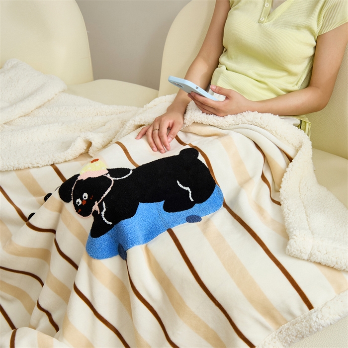 91家纺网 家纺一手货源 找家纺 （总）呗旺鹿 2025新款高克重羊羔绒牛奶绒毛巾绣双层毯