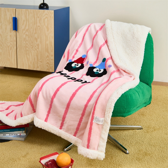 91家纺网 家纺一手货源 找家纺 呗旺鹿 2025新款高克重羊羔绒牛奶绒毛巾绣双层毯 Happy