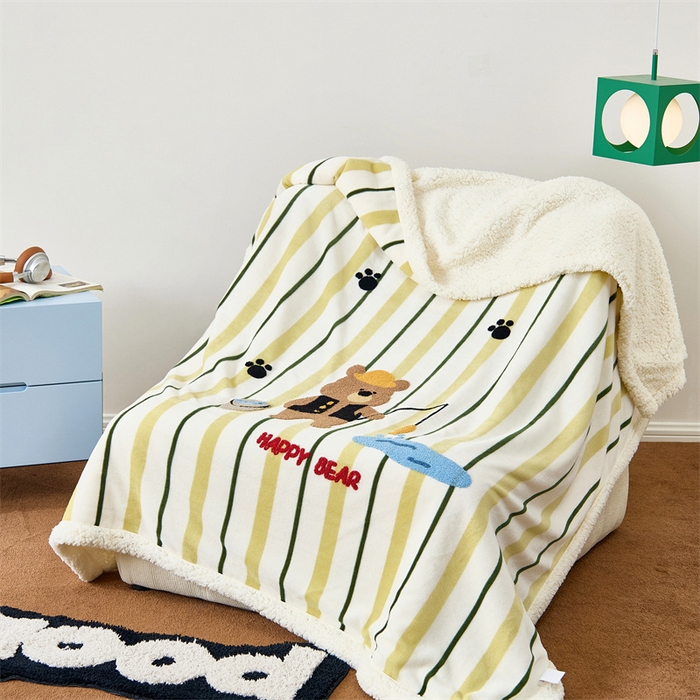 91家纺网 家纺一手货源 找家纺 呗旺鹿 2025新款高克重羊羔绒牛奶绒毛巾绣双层毯 钓鱼小熊