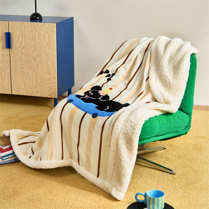 91家纺网 家纺一手货源 找家纺 呗旺鹿 2025新款高克重羊羔绒牛奶绒毛巾绣双层毯 黑色小狗