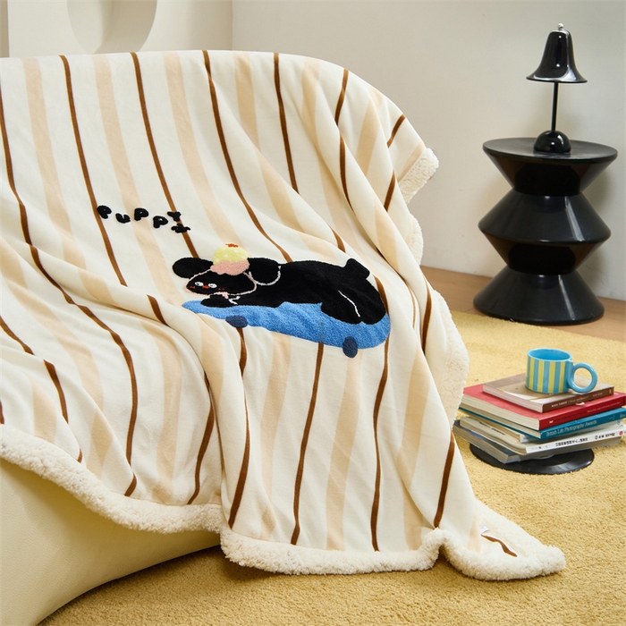 91家纺网 家纺一手货源 找家纺 呗旺鹿 2025新款高克重羊羔绒牛奶绒毛巾绣双层毯 黑色小狗