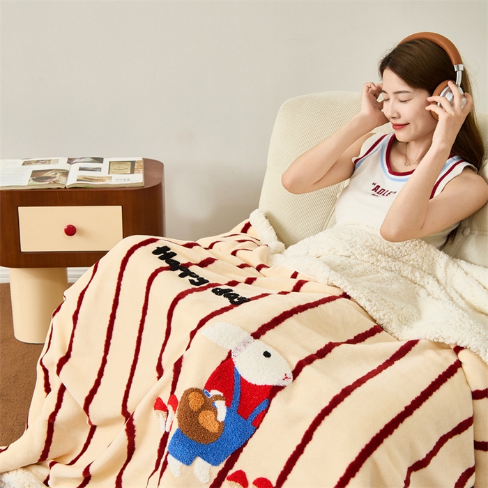 呗旺鹿 2025新款高克重羊羔绒牛奶绒毛巾绣双层毯 兔子