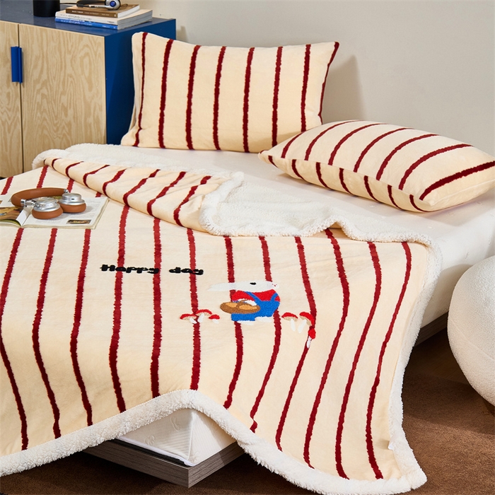 91家纺网 家纺一手货源 找家纺 呗旺鹿 2025新款高克重羊羔绒牛奶绒毛巾绣双层毯 兔子