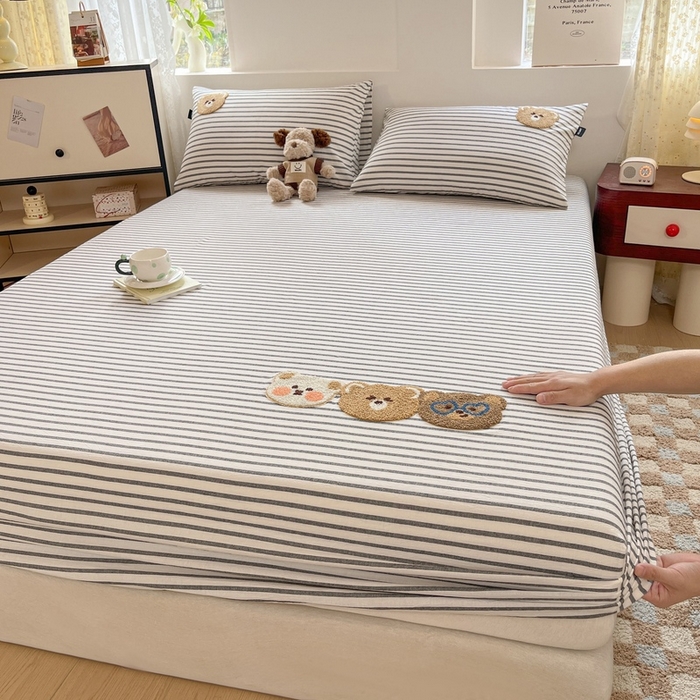 91家纺网 家纺一手货源 找家纺 卡姿家纺 2025春夏色织水洗棉单品床笠 水洗棉床笠-黑白条纹