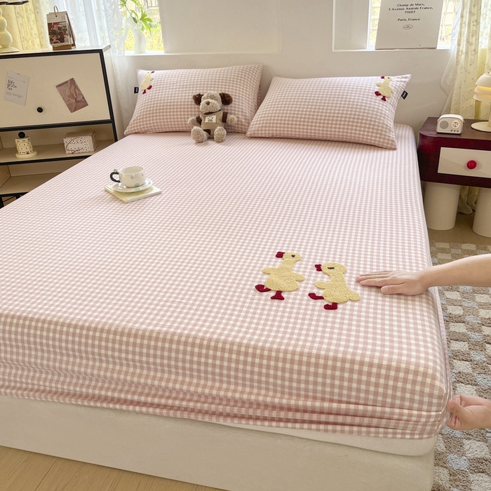 91家纺网 家纺一手货源 找家纺 卡姿家纺 2025春夏色织水洗棉单品床笠 水洗棉床笠-粉小格