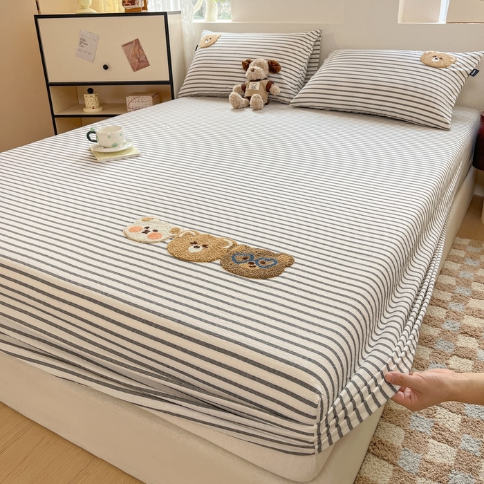 91家纺网 家纺一手货源 找家纺 卡姿家纺 2025春夏色织水洗棉单品床笠 水洗棉床笠-黑白条纹