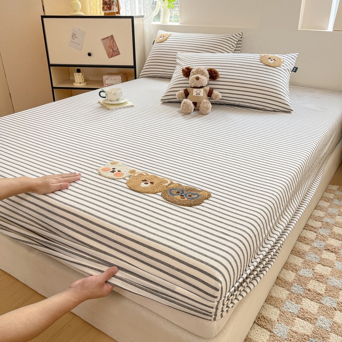 91家纺网 家纺一手货源 找家纺 卡姿家纺 2025春夏色织水洗棉单品床笠 水洗棉床笠-黑白条纹