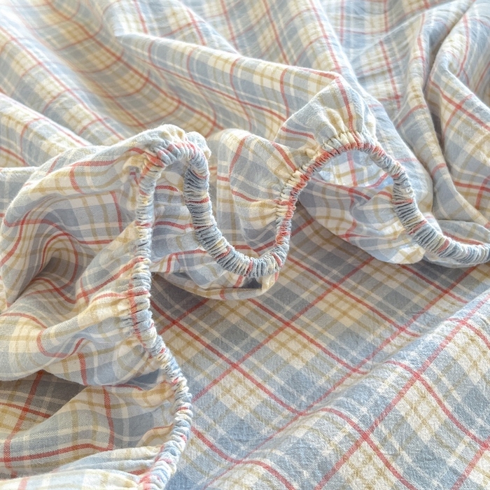 91家纺网 家纺一手货源 找家纺 卡姿家纺 2025春夏色织水洗棉单品床笠 水洗棉床笠-红蓝小格