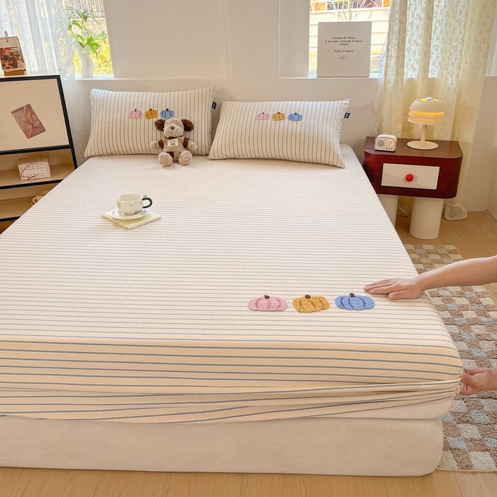 91家纺网 家纺一手货源 找家纺 卡姿家纺 2025春夏色织水洗棉单品床笠 水洗棉床笠-黄灰细条