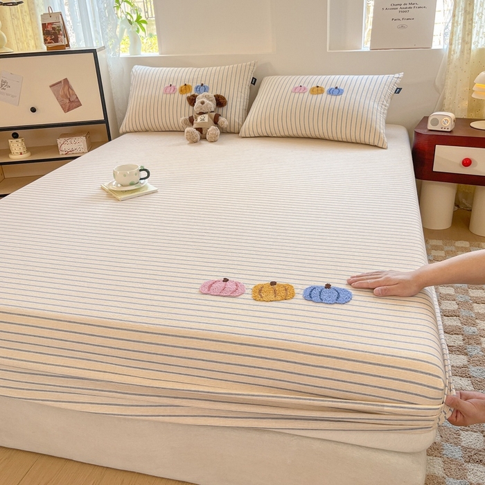 91家纺网 家纺一手货源 找家纺 卡姿家纺 2025春夏色织水洗棉单品床笠 水洗棉床笠-黄灰细条