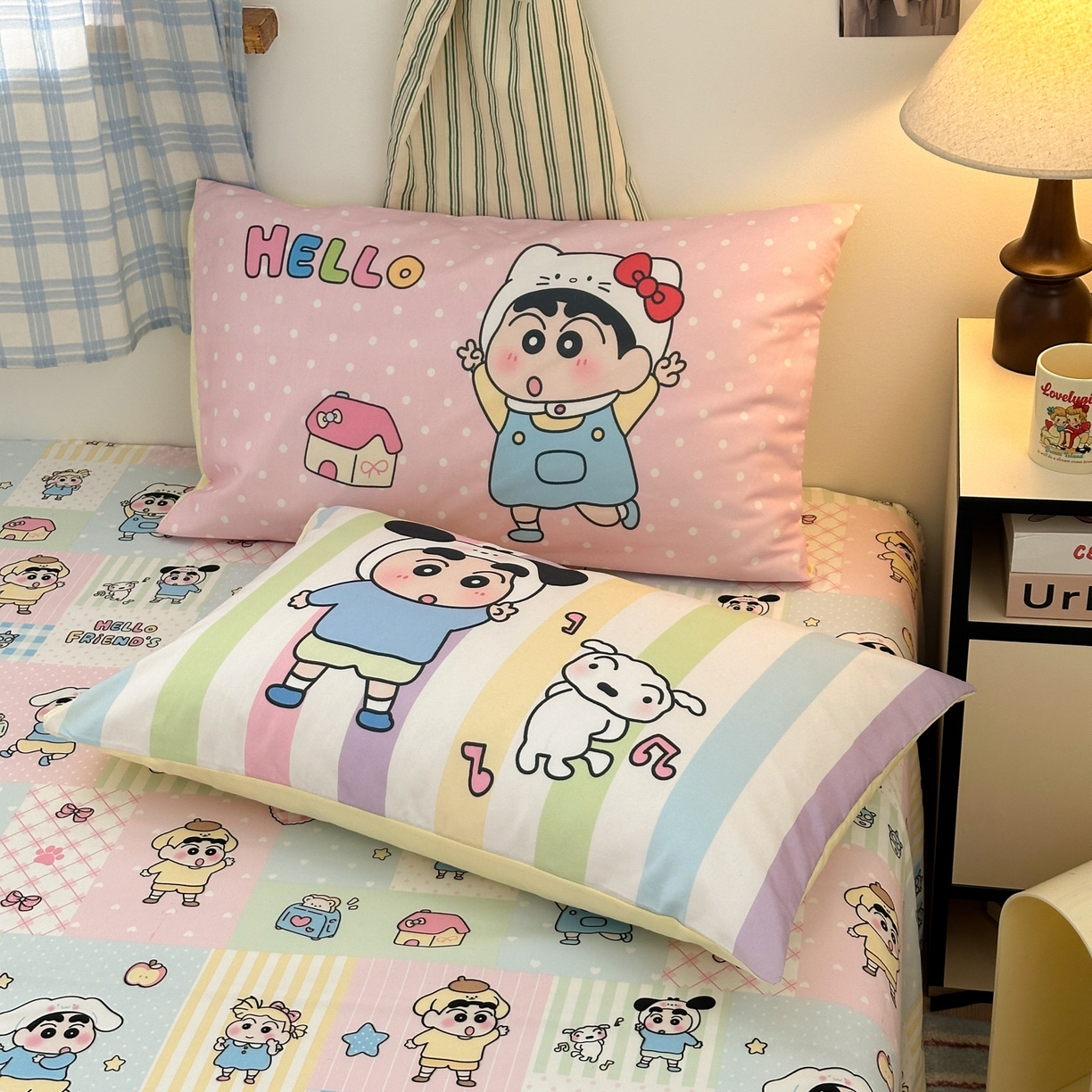 91家纺网 家纺一手货源 找家纺 一霖家纺 2025新款高克重云朵棉毛巾绣印绣四件套-小清新-第四波小清新系列 快乐小新