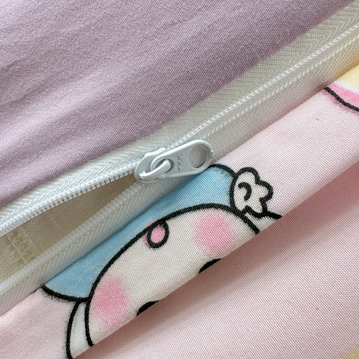 91家纺网 家纺一手货源 找家纺 一霖家纺 2025新款高克重云朵棉毛巾绣印绣四件套-小清新-第四波小清新系列 萌趣小新