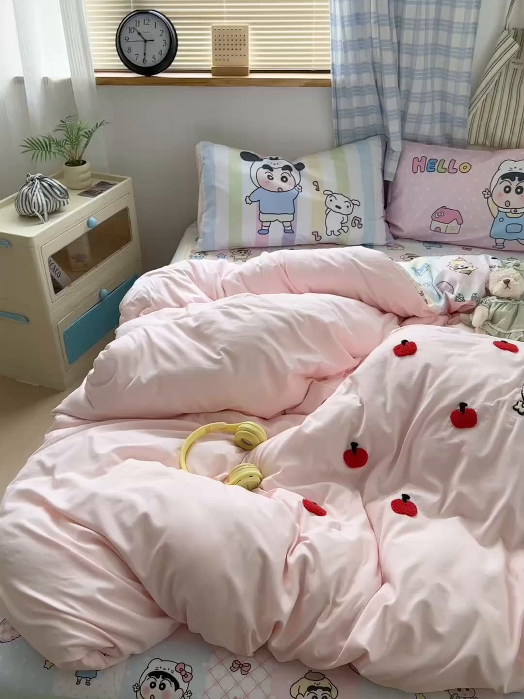 91家纺网 家纺一手货源 找家纺 一霖家纺 2025新款高克重云朵棉毛巾绣印绣四件套-小清新-第四波小清新系列 苹果新新