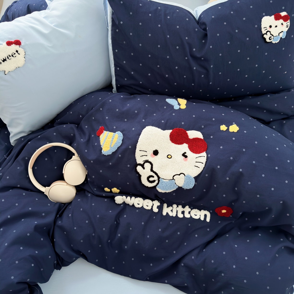 91家纺网 家纺一手货源 找家纺 一霖家纺 2025新款高克重云朵棉毛巾绣印绣四件套-小清新-第四波小清新系列 哇塞萌猫