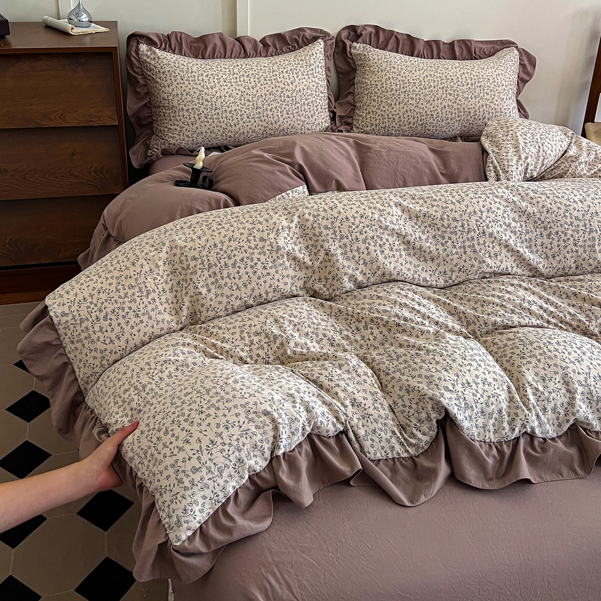 91家纺网 家纺一手货源 找家纺 （总）梦莱斯 2025新款高克重云感棉四件套-花边款