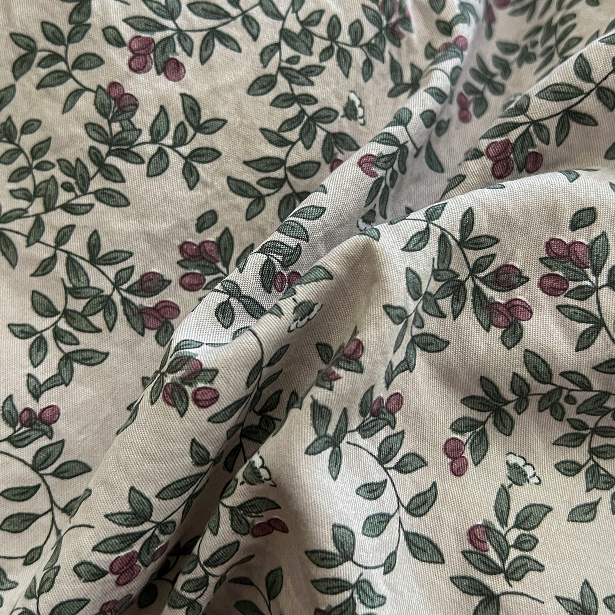 91家纺网 家纺一手货源 找家纺 梦莱斯 2025新款高克重云感棉四件套-花边款 庭院春深