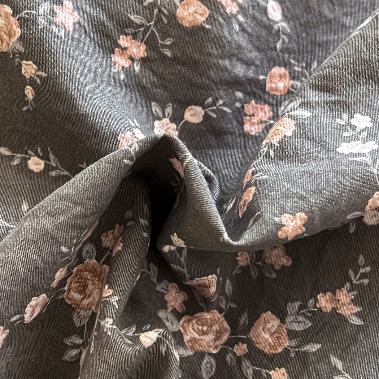 91家纺网 家纺一手货源 找家纺 梦莱斯 2025新款高克重云感棉四件套-花边款 罗逸维绿