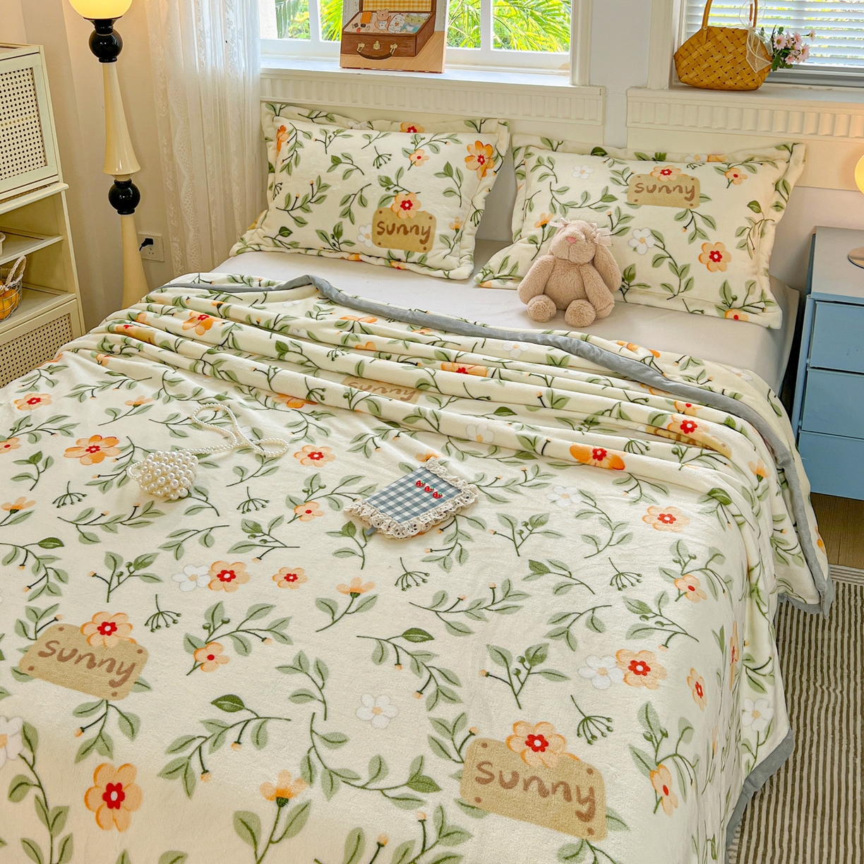 91家纺网 家纺一手货源 找家纺 启发 2025新款高克重双面牛奶绒印花系列床单三件套 春晓