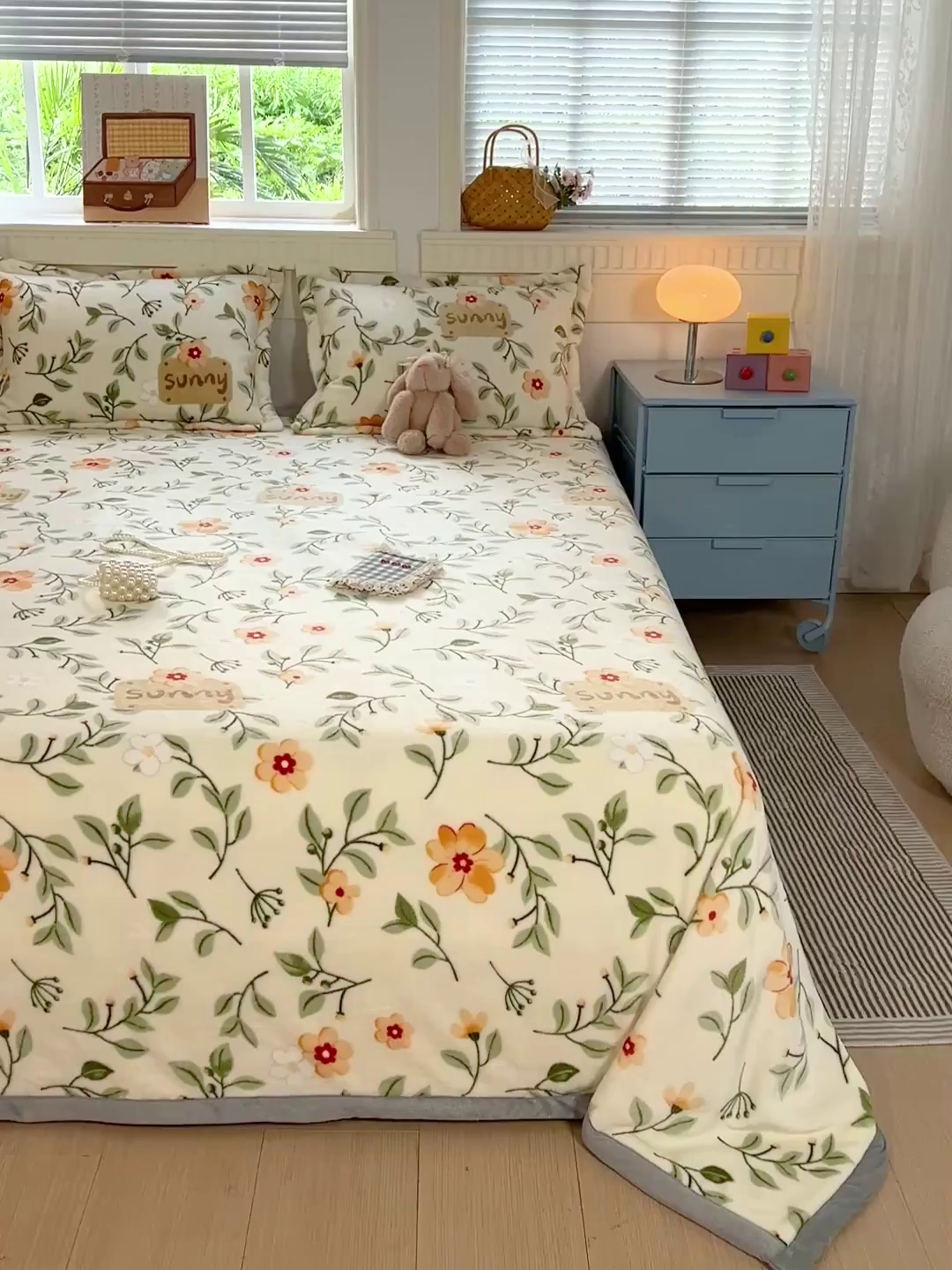 91家纺网 家纺一手货源 找家纺 启发 2025新款高克重双面牛奶绒印花系列床单三件套 春晓