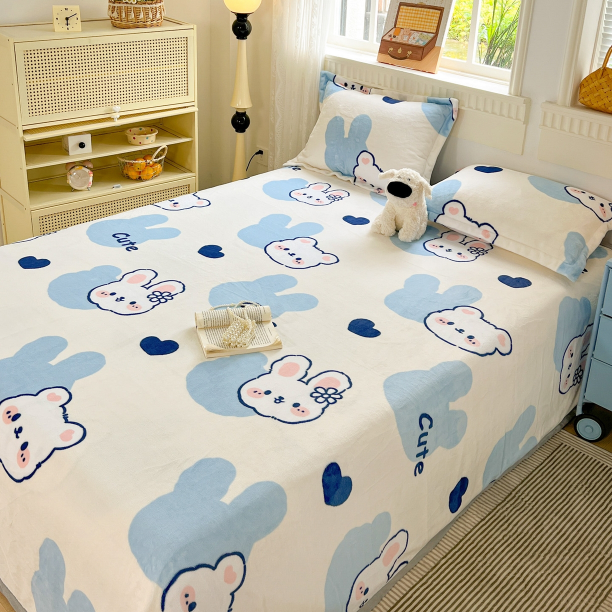 91家纺网 家纺一手货源 找家纺 启发 2025新款高克重双面牛奶绒印花系列床单三件套 海盐宝宝