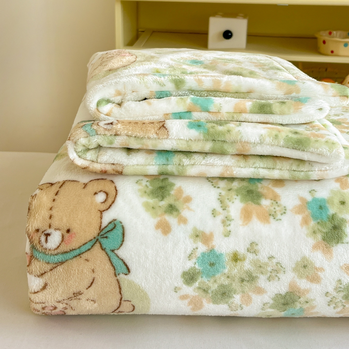 91家纺网 家纺一手货源 找家纺 启发 2025新款高克重双面牛奶绒印花系列床单三件套 花丛