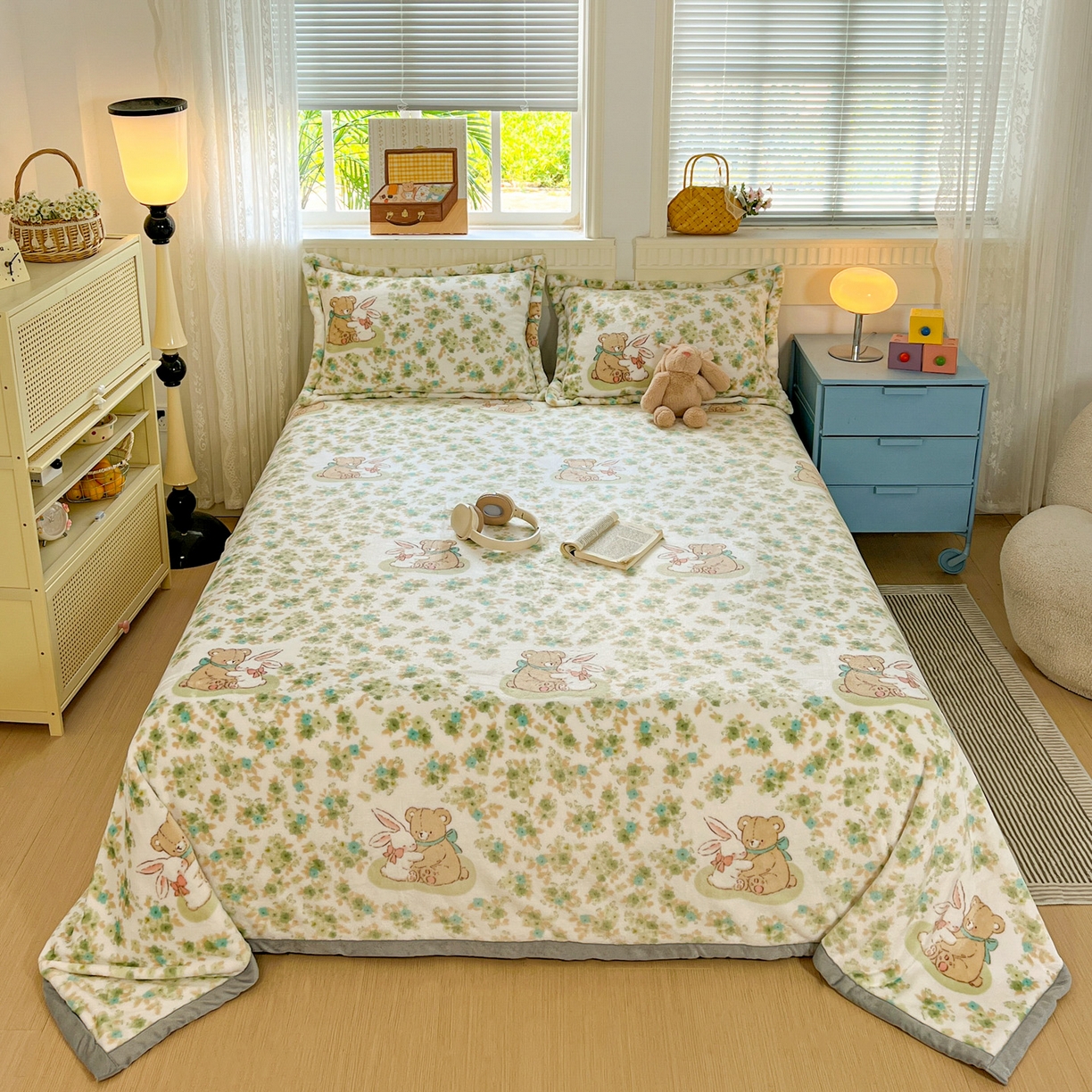 91家纺网 家纺一手货源 找家纺 启发 2025新款高克重双面牛奶绒印花系列床单三件套 花丛