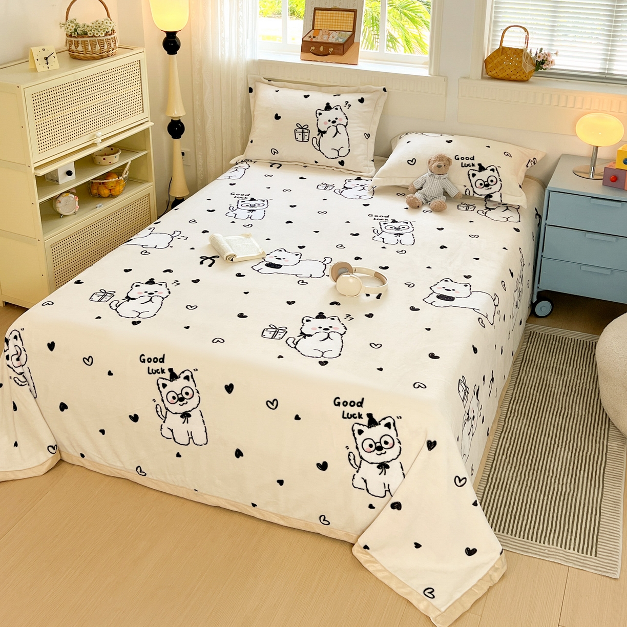 91家纺网 家纺一手货源 找家纺 启发 2025新款高克重双面牛奶绒印花系列床单三件套 假日狗狗