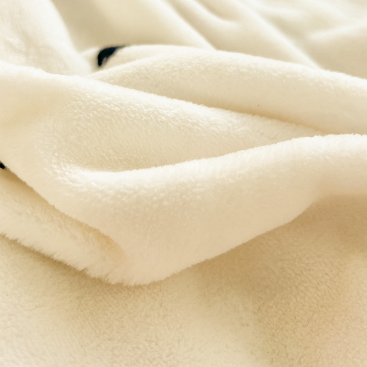 91家纺网 家纺一手货源 找家纺 启发 2025新款高克重双面牛奶绒印花系列床单三件套 假日狗狗