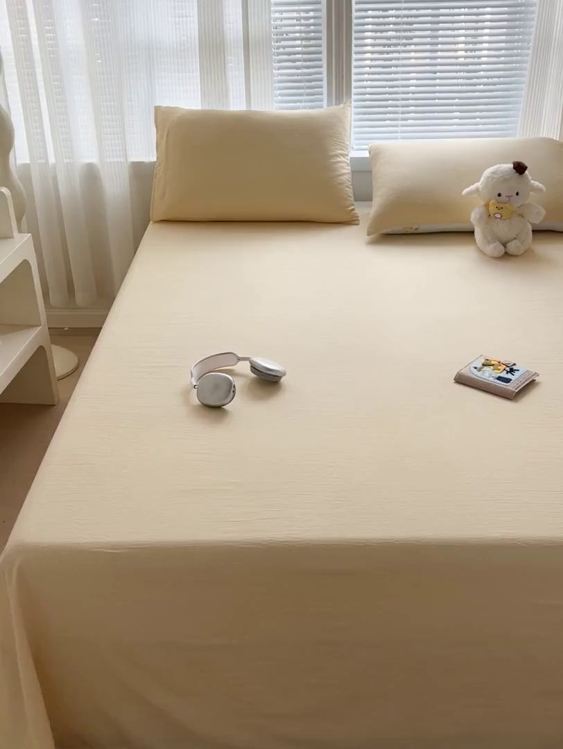 91家纺网 家纺一手货源 找家纺 格真 2025新款A类云感木棉皱皱双层纱床单单床单床单单品床单三件套 波点-奶油黄