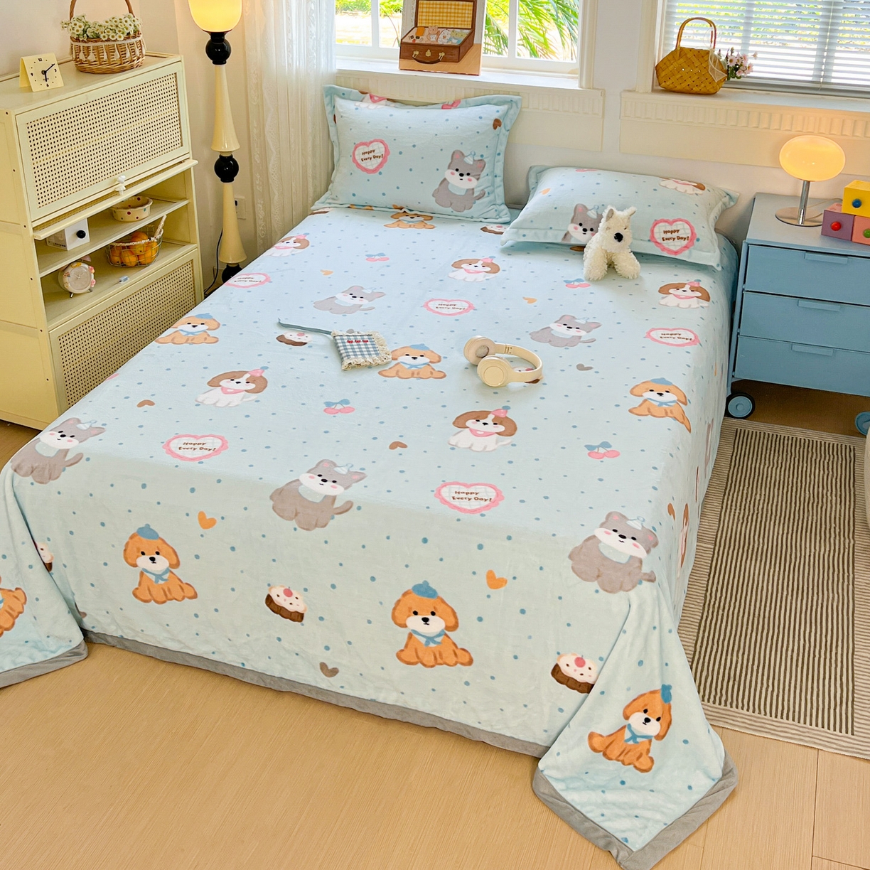 91家纺网 家纺一手货源 找家纺 启发 2025新款高克重双面牛奶绒印花系列床单三件套 开心萌宠