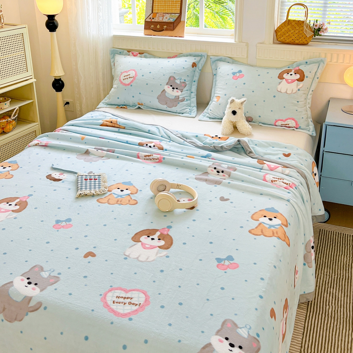 91家纺网 家纺一手货源 找家纺 启发 2025新款高克重双面牛奶绒印花系列床单三件套 开心萌宠