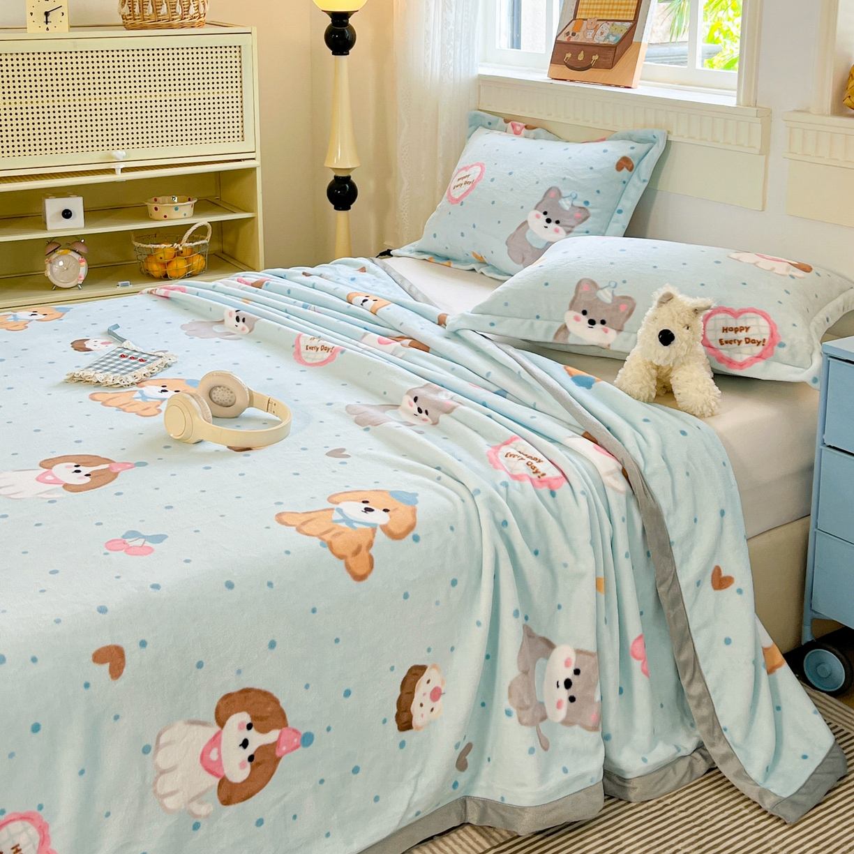 91家纺网 家纺一手货源 找家纺 启发 2025新款高克重双面牛奶绒印花系列床单三件套 开心萌宠