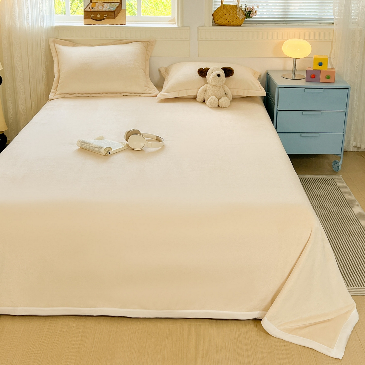 启发 2025新款高克重双面牛奶绒印花系列床单三件套 米白