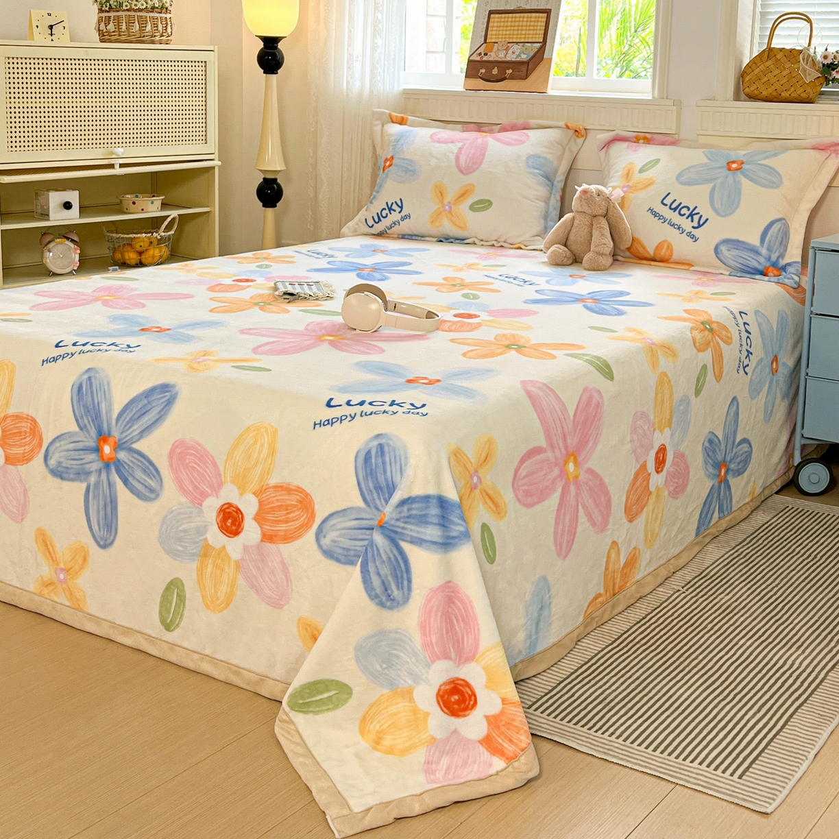 91家纺网 家纺一手货源 找家纺 启发 2025新款高克重双面牛奶绒印花系列床单三件套 甜美梦境